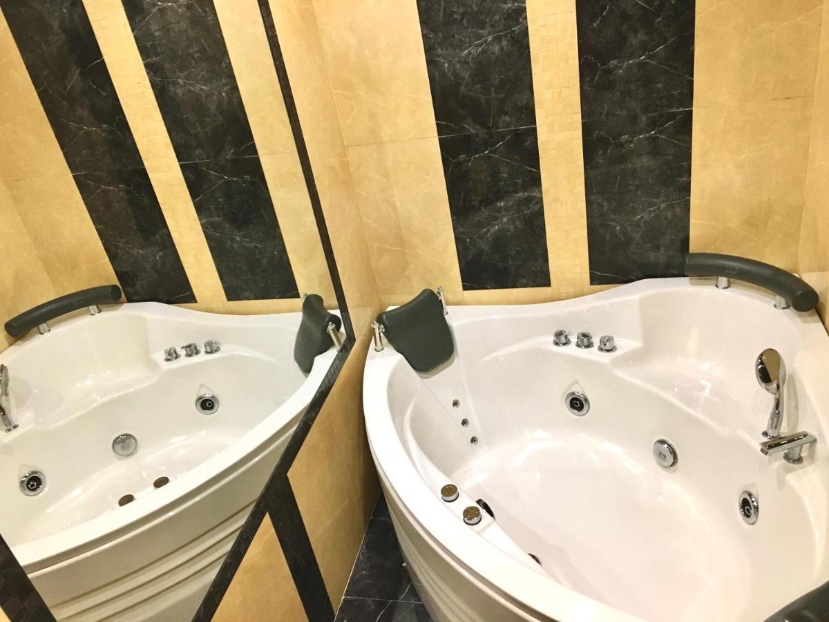 3-bedroom Jacuzzi شقة